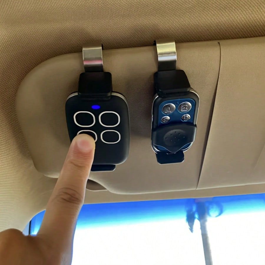 47-68mm Universal Car Visor Clip Holder, Suitable For Garage Door Remote Control, Quick Installation, ABS Material