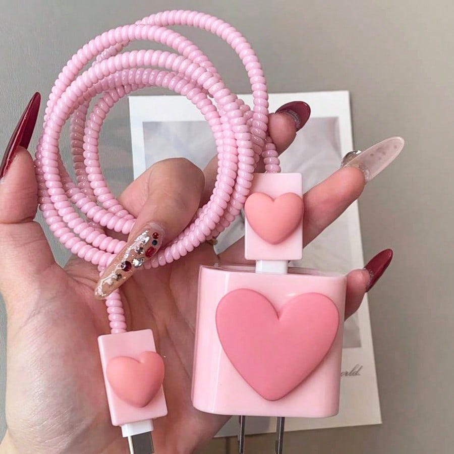 4pcs/Set Pink Heart US Standard Apple 18/20W Charger Protective Cover, Anti-Break Data Cable Protector, Pink Girly Style Protective Cover, Also Suitable As Birthday, Christmas, New Year Holiday Gift F
