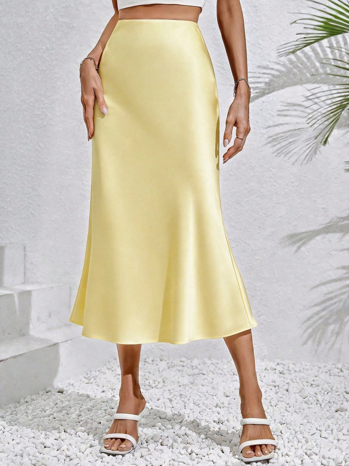 EMERY ROSE Yellow Satin Solid High-Waisted Mermaid-Style Slimming Mid-Length Skirt Yellow Midi Skirt Skirt For Women, Elegant Skirt