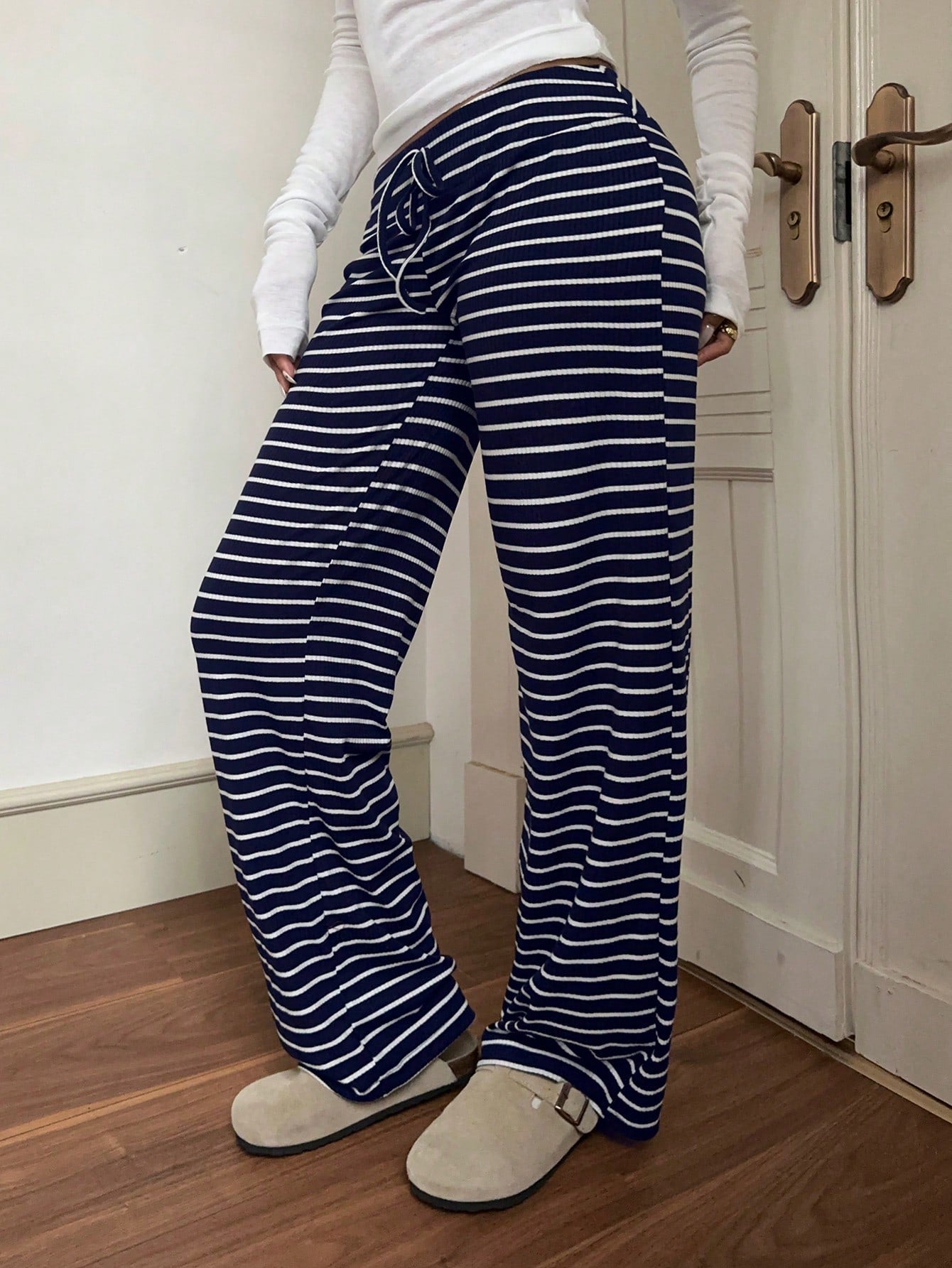 EZwear Low Waist Striped Velvet Drawstring Waist Yoga & Lounge Wide Leg Pants, Autumn/Winter Suitable For Going Out