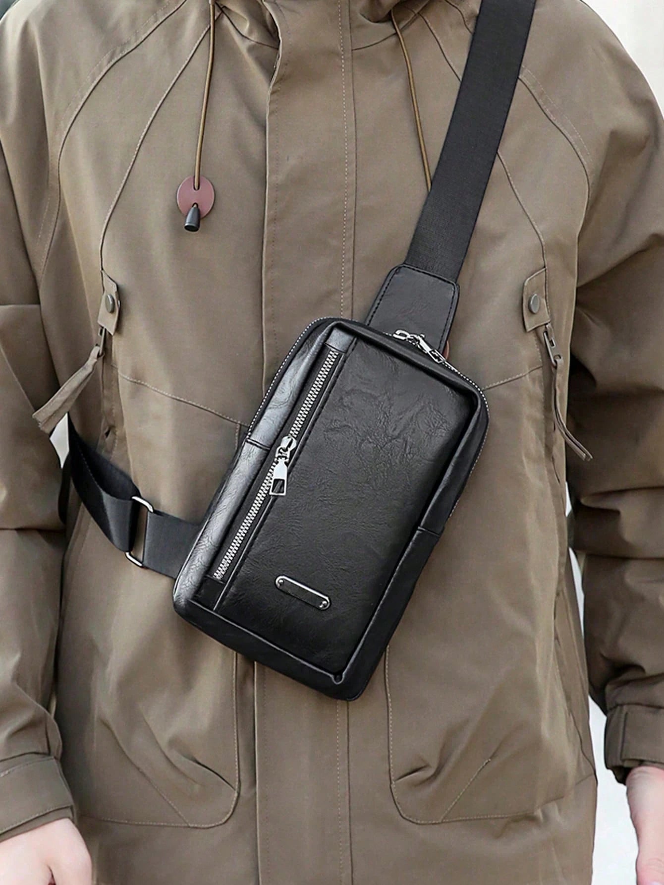 Men's Chest Bag Valentine's Day Style Men's Shoulder Bag Waterproof Fabric, No Burden On The Upper Body, Suitable For Campus Outdoor And Street