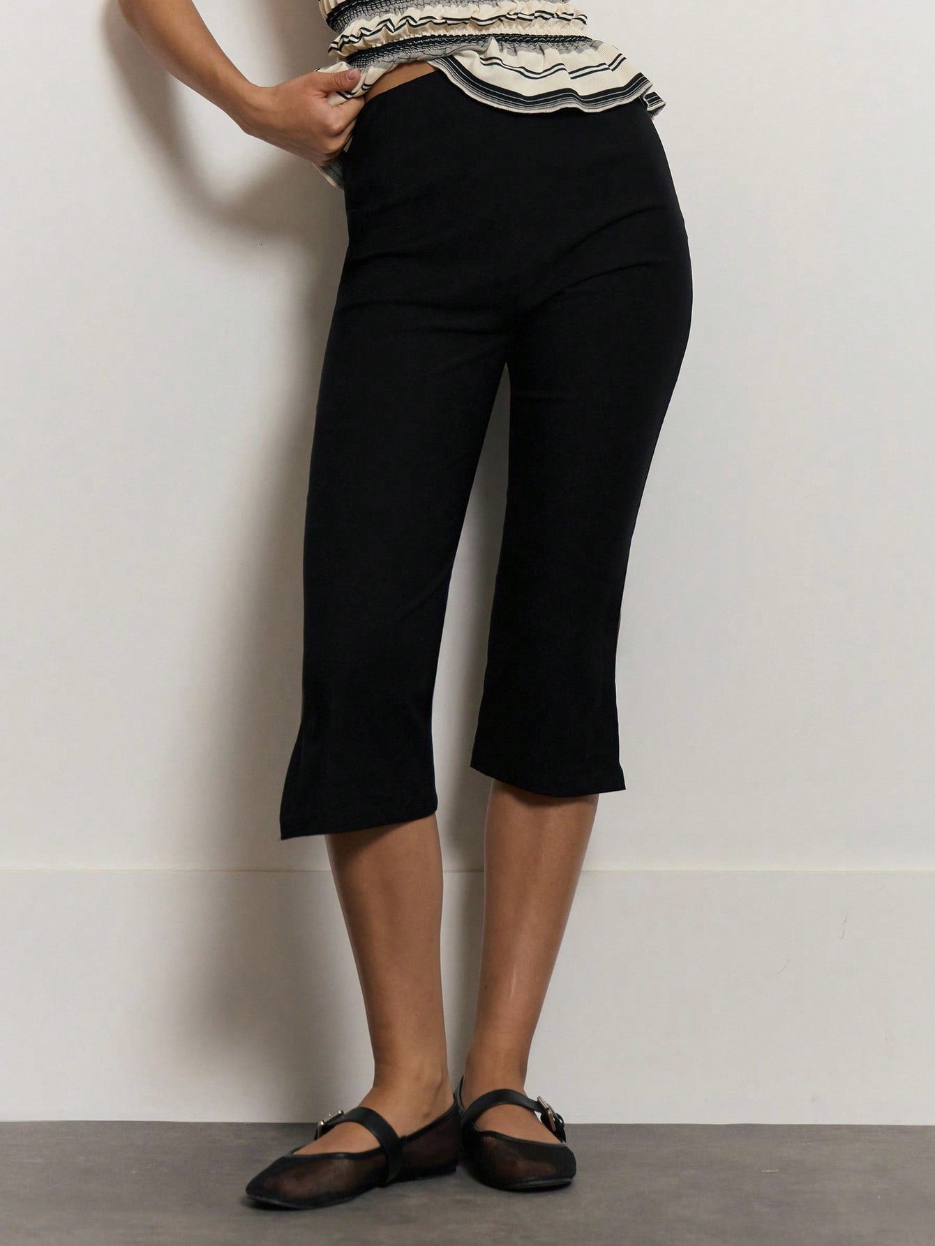 MUSERA Mid Rise Button Capri Leggings Summer Holiday Vacation Y2k Elegant Cute Casual Sexy Collective Back To School Pants Spring Business