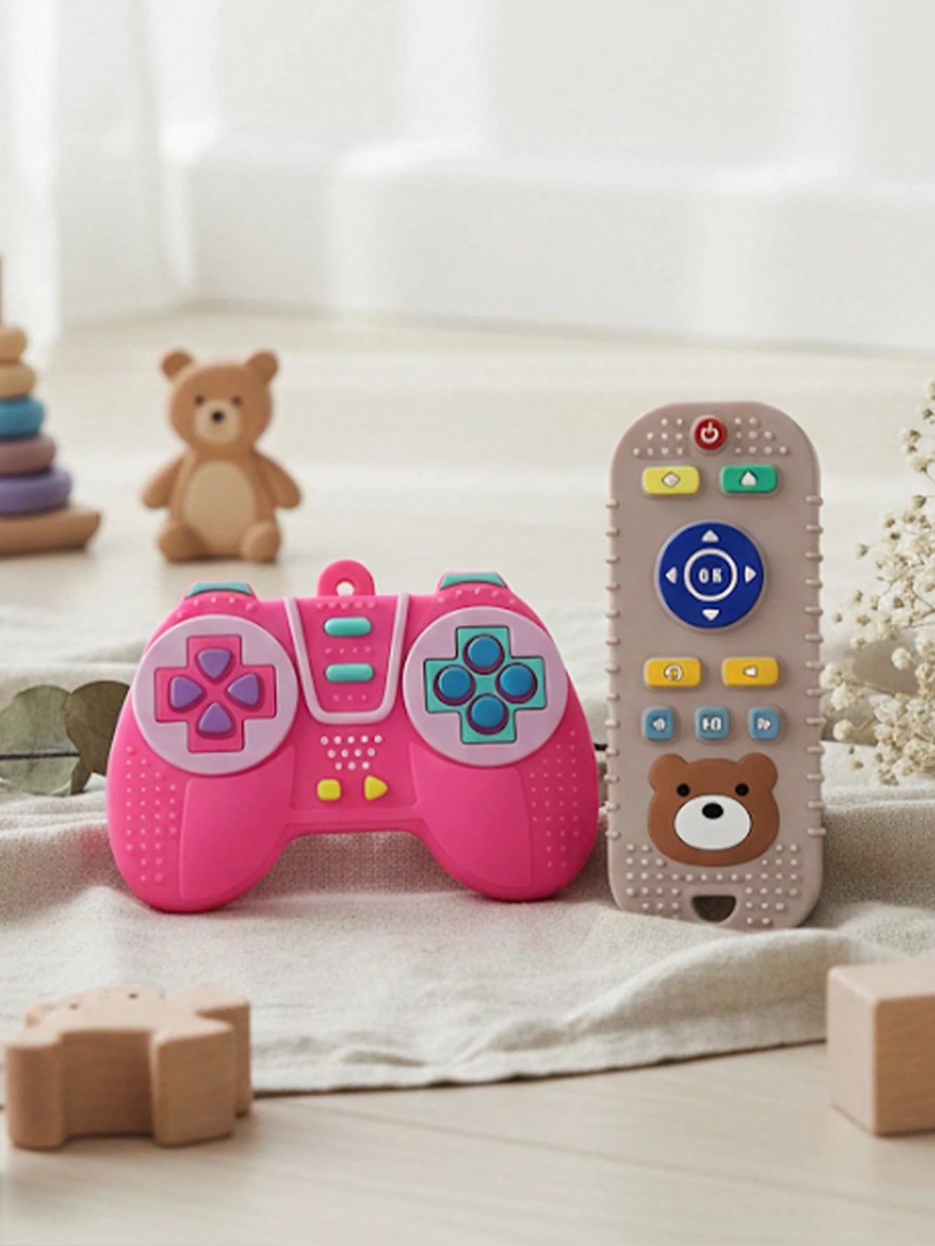 0-6 Months Baby Teething Toys 2pcs Set, Bear Remote Control And Game Handle Shaped Silicone Montessori Gifts
