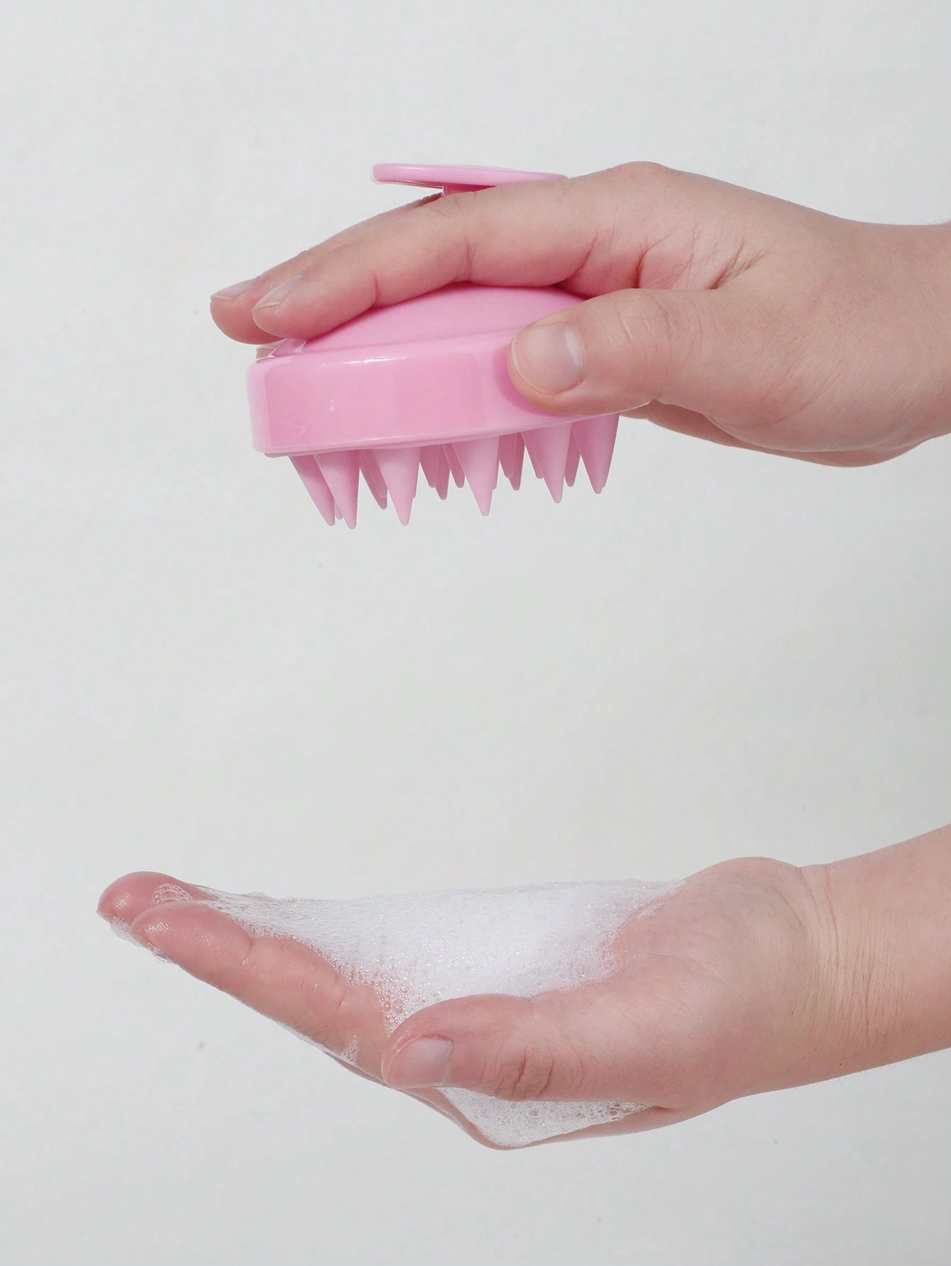 1 19-Tooth Shampoo Brush Head Brush Comb Silicone Shampoo Brush, Bath Comb Hairdressing Tools
