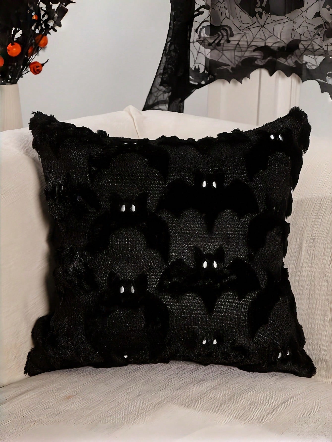 1/2pcs 3D Plush Bat Pillow Case, Gothic Dark Halloween Witch Theme Decorative Cushion Cover, 18" X 18", Suitable For Living Room Sofa Bedroom Halloween Decoration, Pillow Insert Not Included