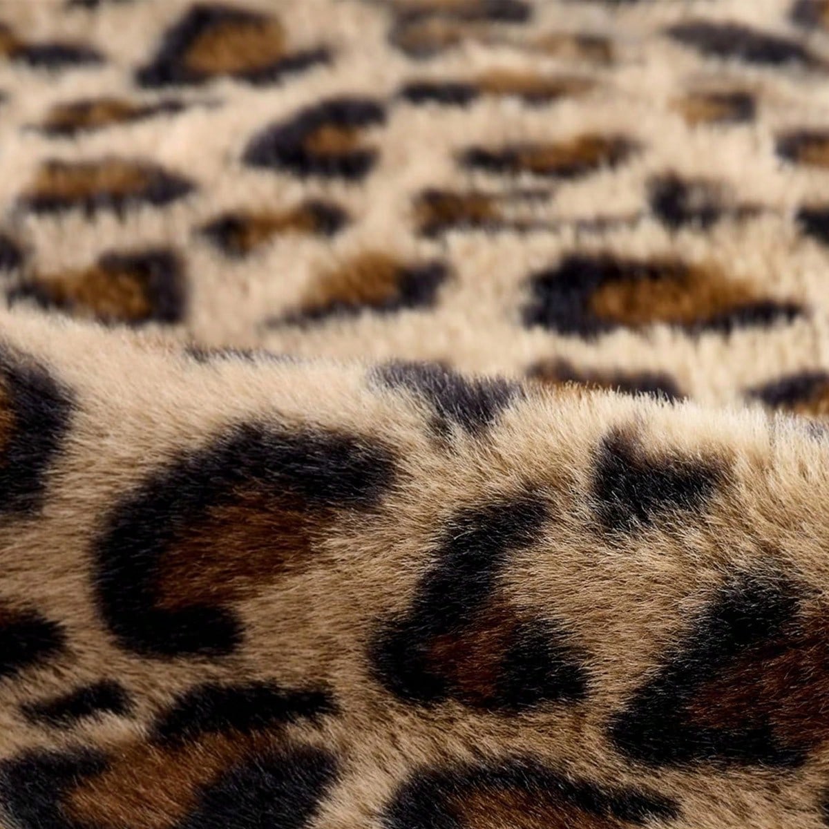 1/2pcs Farmhouse Leopard Print Pillowcase, Fashionable Reversible Pillow Cover, Leopard Pattern Sofa Cushion Cover, Home Decor, Pillow Insert Not Included