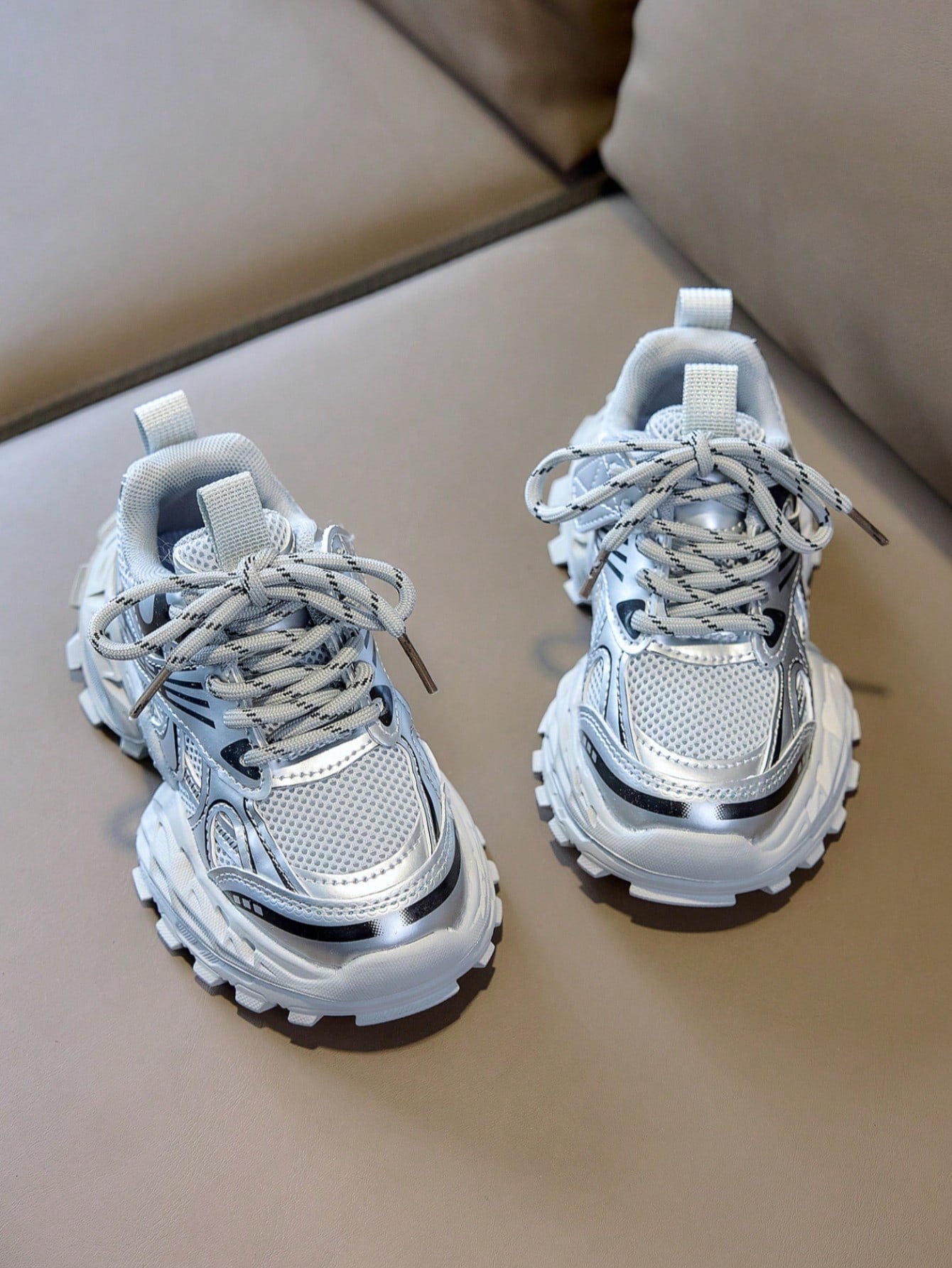 1 Pair Baby Chunky Sneakers Mesh Breathable Casual Shoes Thick Sole Anti-Slip Height-Increasing Unisex Toddler Versatile Sports Sneakers