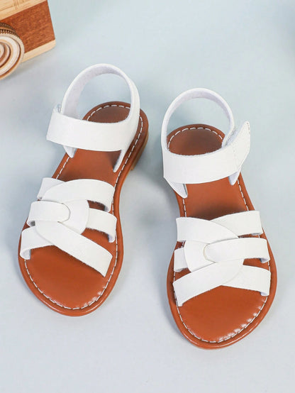 1 Pair Brown Small Size Flat Sandals PU Braided Strap Buckle Hook And Loop Design Round Toe Open Toe Fashionable Cute Flat Sandals Suitable For 3-15 Years Old Girls Daily Casual Wear Spring Summer New