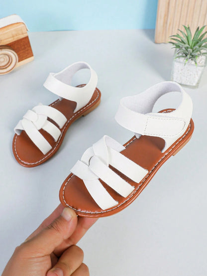 1 Pair Brown Small Size Flat Sandals PU Braided Strap Buckle Hook And Loop Design Round Toe Open Toe Fashionable Cute Flat Sandals Suitable For 3-15 Years Old Girls Daily Casual Wear Spring Summer New