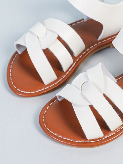 1 Pair Brown Small Size Flat Sandals PU Braided Strap Buckle Hook And Loop Design Round Toe Open Toe Fashionable Cute Flat Sandals Suitable For 3-15 Years Old Girls Daily Casual Wear Spring Summer New
