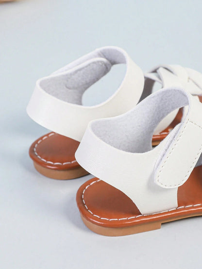 1 Pair Brown Small Size Flat Sandals PU Braided Strap Buckle Hook And Loop Design Round Toe Open Toe Fashionable Cute Flat Sandals Suitable For 3-15 Years Old Girls Daily Casual Wear Spring Summer New