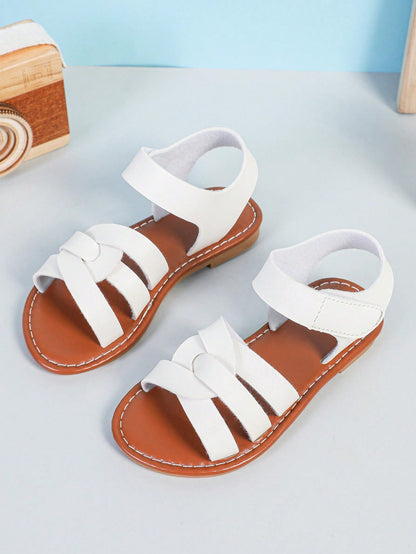 1 Pair Brown Small Size Flat Sandals PU Braided Strap Buckle Hook And Loop Design Round Toe Open Toe Fashionable Cute Flat Sandals Suitable For 3-15 Years Old Girls Daily Casual Wear Spring Summer New