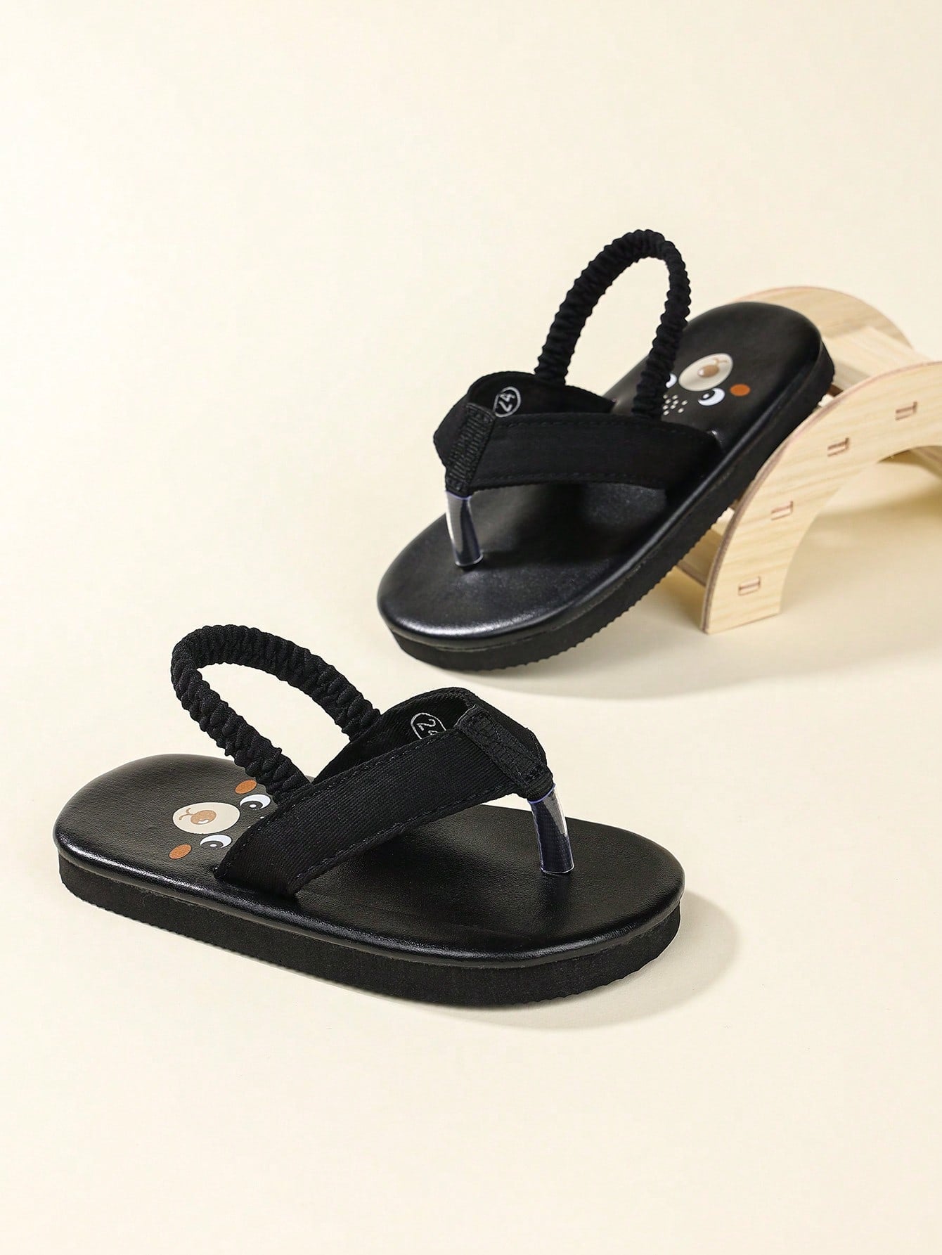 1 Pair Cute Printed Slip-On Non-Slip Flip Flops, Kid-Friendly Outdoor Shoes