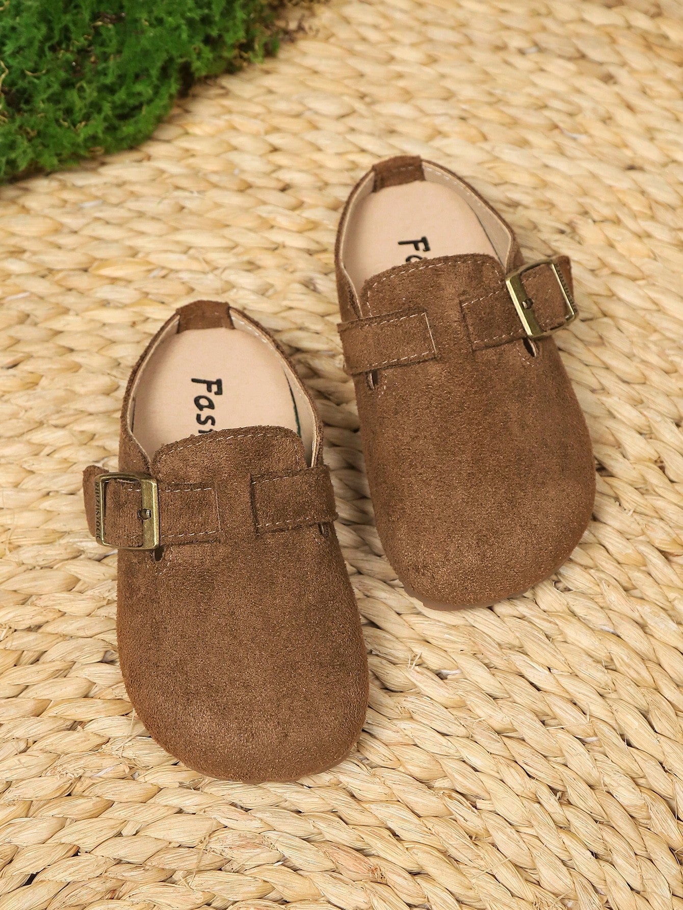 1 Pair Kids Anti-Slip Soft Sole Closed Toe Fashion Casual Flat Slippers Suitable For Spring And Summer Outdoor Wear
