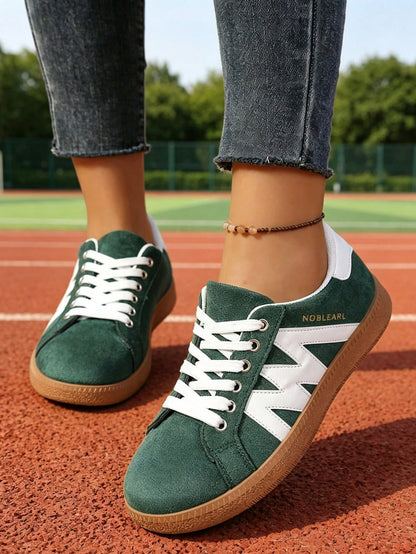 1 Pair Women's Round Toe Lace-Up Flat White Sneakers, Versatile Comfortable Low-Top Sports Skate Shoes