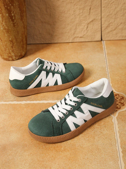 1 Pair Women's Round Toe Lace-Up Flat White Sneakers, Versatile Comfortable Low-Top Sports Skate Shoes