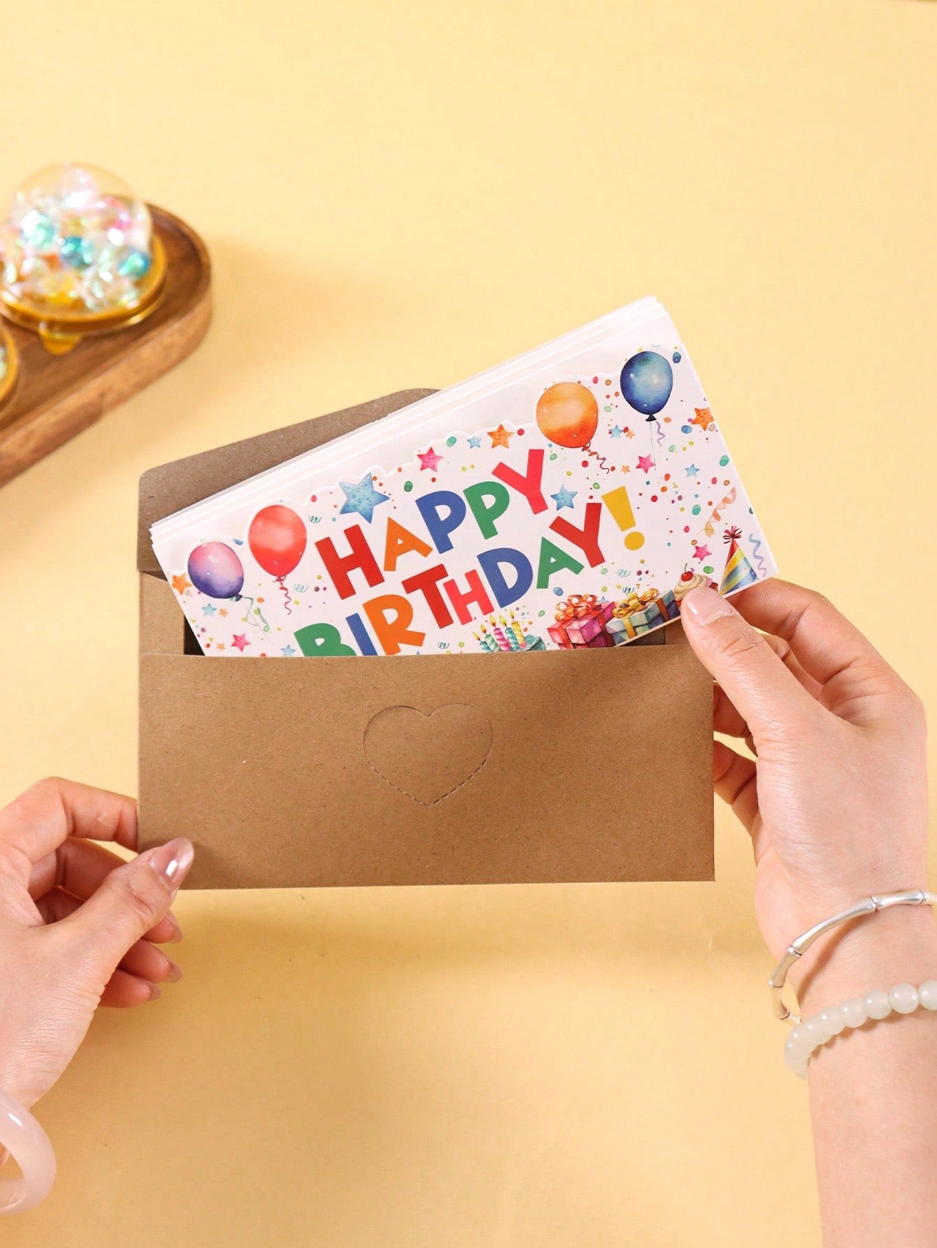 1 Set Birthday Folding Cash Card Envelopes, Colorful Gift Pattern Birthday Party Surprise Cash Gift, Includes 6 Slots, Suitable For Birthday Party Decoration