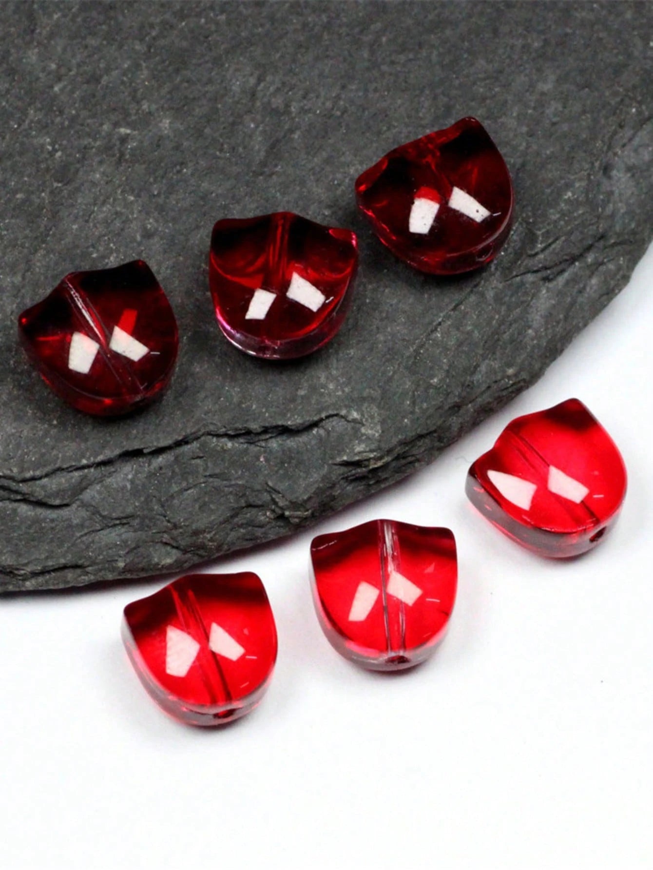 100pcs Tulip Flowers And Leaves Glass Beads For Jewelry Making Spacer Beads Kit Set For DIY Bracelets, Necklaces, Earrings, Bags, Phone Charms, Car Charms, Etc