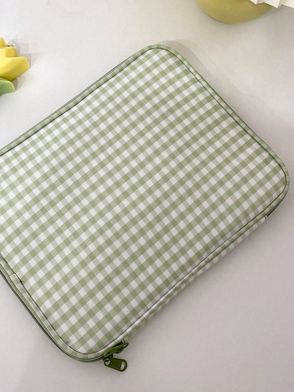 11 Inch 13 Inch Minimalist Plaid Zipper Laptop Tablet Protector For Ladies To Work And School. Fluffy Bag Checkered Checkerboard Checkered Bag Plaid Laptop Bag Laptop Case Laptop Sleeve Laptop Cover C