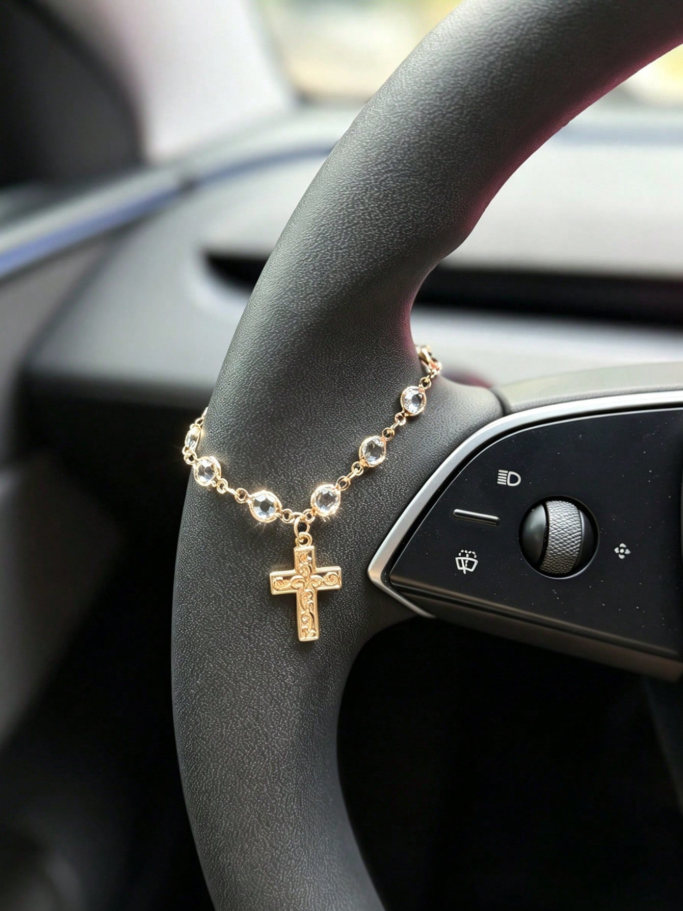 1pc/2pcs Car Steering Wheel Cross Decoration, Luxury Crystal Chain, Car Steering Wheel Decorative Pendant