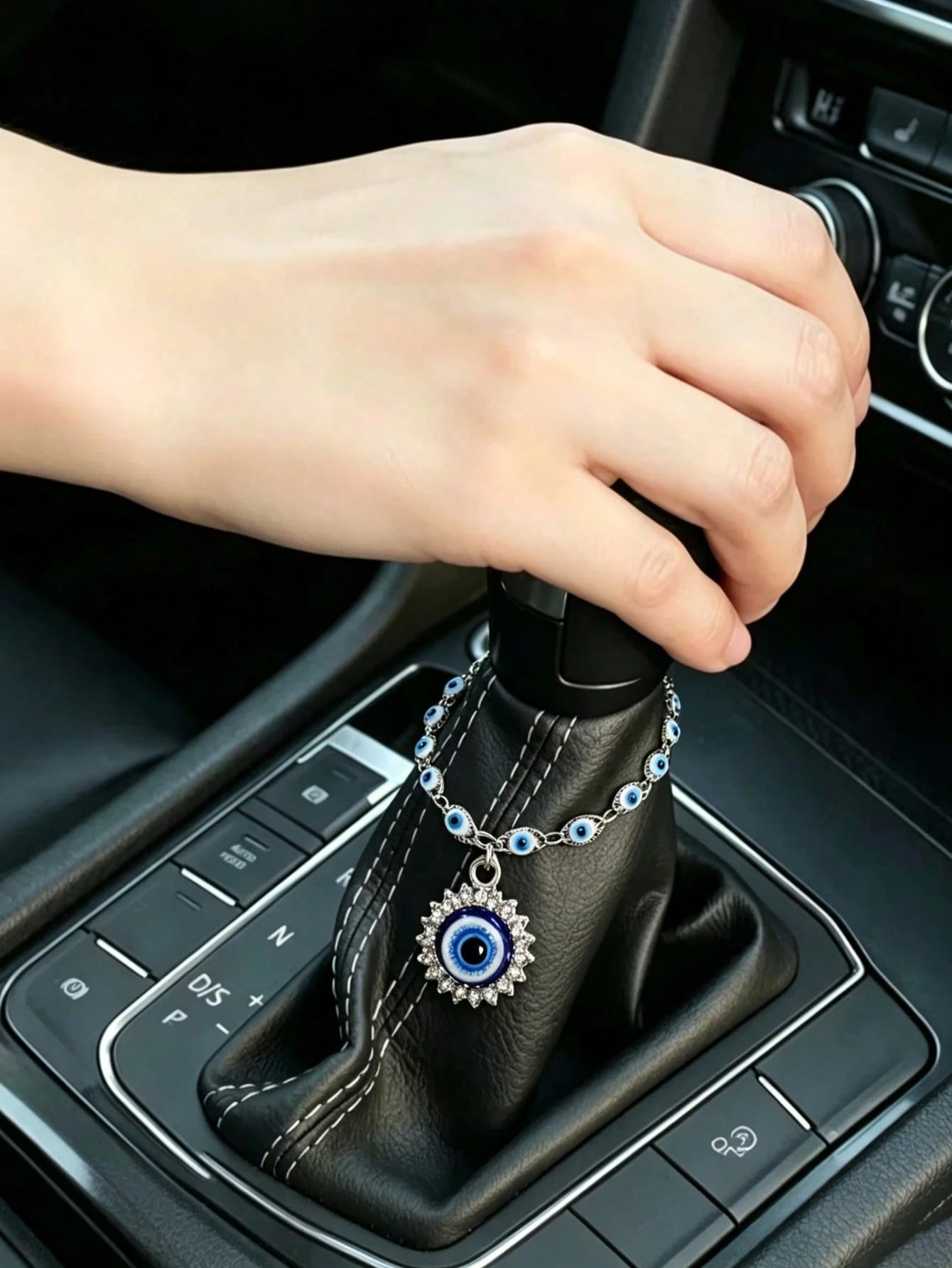 1pc Alloy Rhinestone Evil Eye Decorative Chain, Car Gear Shift Decor, Steering Wheel Decor, Unisex Car Interior Hanging Ornament
