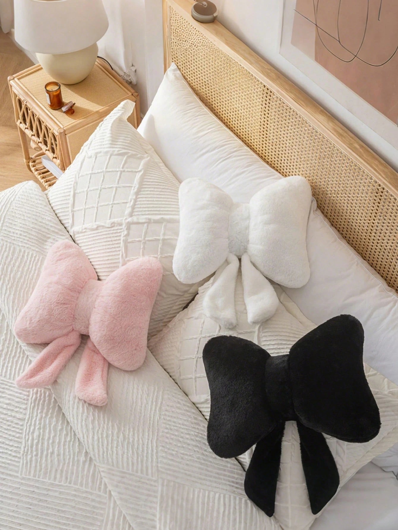 1pc Bowknot Decorative Cute Throw Pillow, Soft Plush Cushion For Bed, Sofa, Home Decor, Suitable For Living Room, Bedroom, Indoor Decoration, Pillow Cover, Wedding, Bedroom Decor, Valentine's Day, Tha