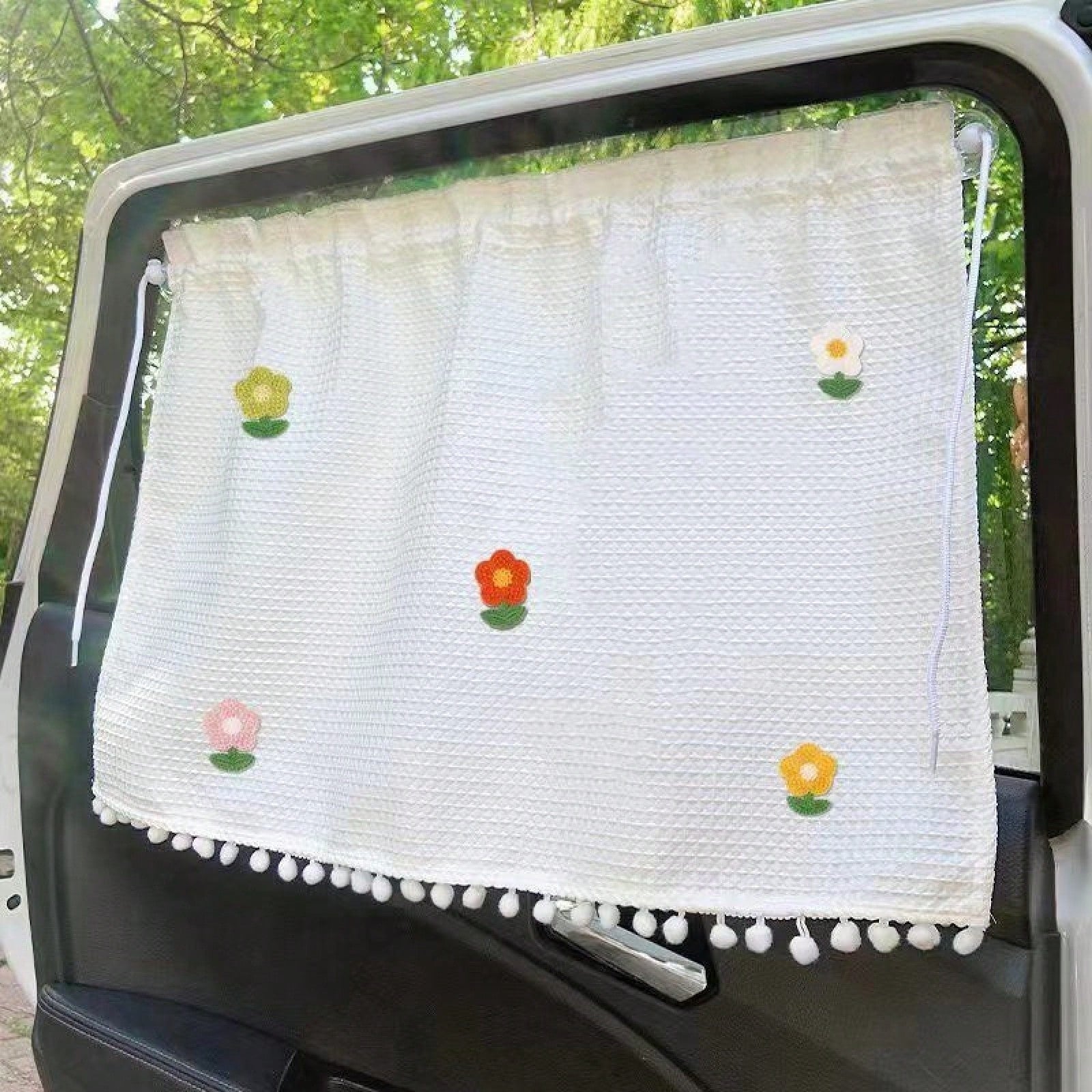 1PC Car Sunshade Curtain In A Fresh And Simple Style, Suction Cup Type, For Sun Protection And Heat Insulation Inside The Car, Suitable For Children