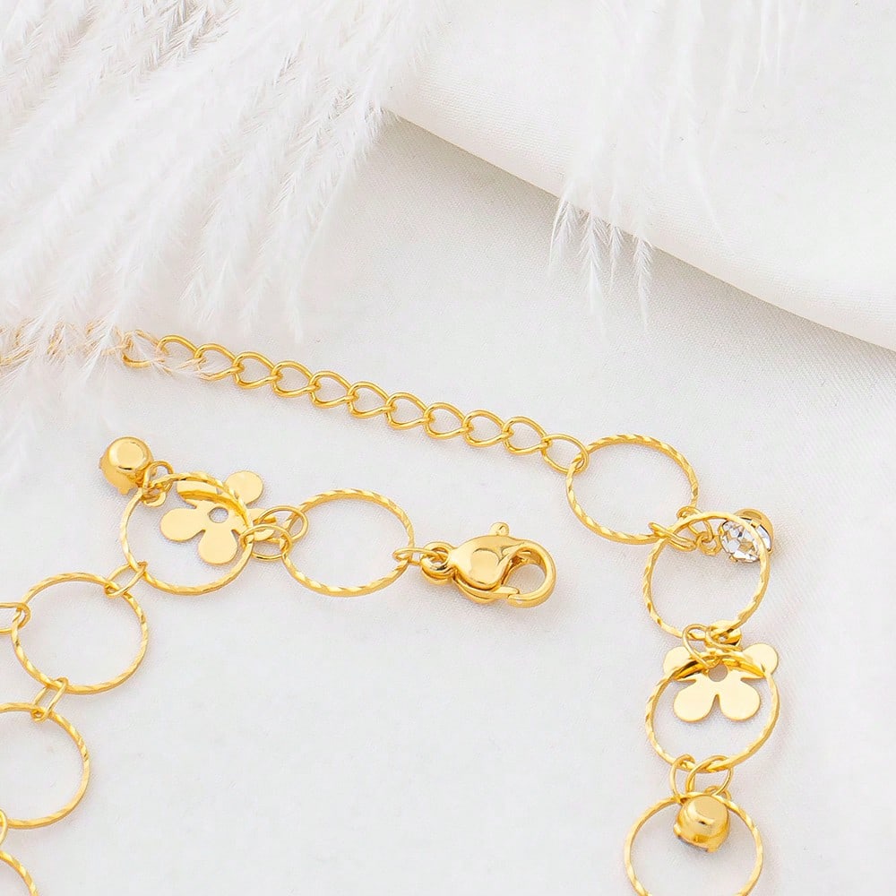 1pc Casual Minimalist 24K Gold Plated Four-Leaf Clover Inlaid Round Buckle Design Anklet, Essential Women's Luxury Gold Accessory For Summer Travel, Beach Vacation And Daily Wear