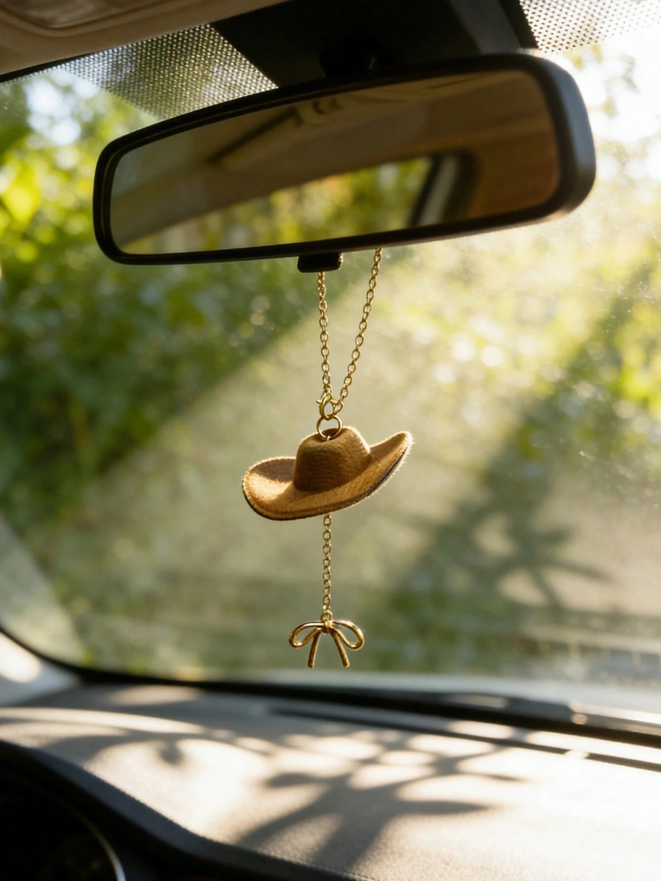 1pc Cowboy Hat Bow Car Hanging Simple Luxury Rearview Mirror Pendant Interior Decoration Accessories