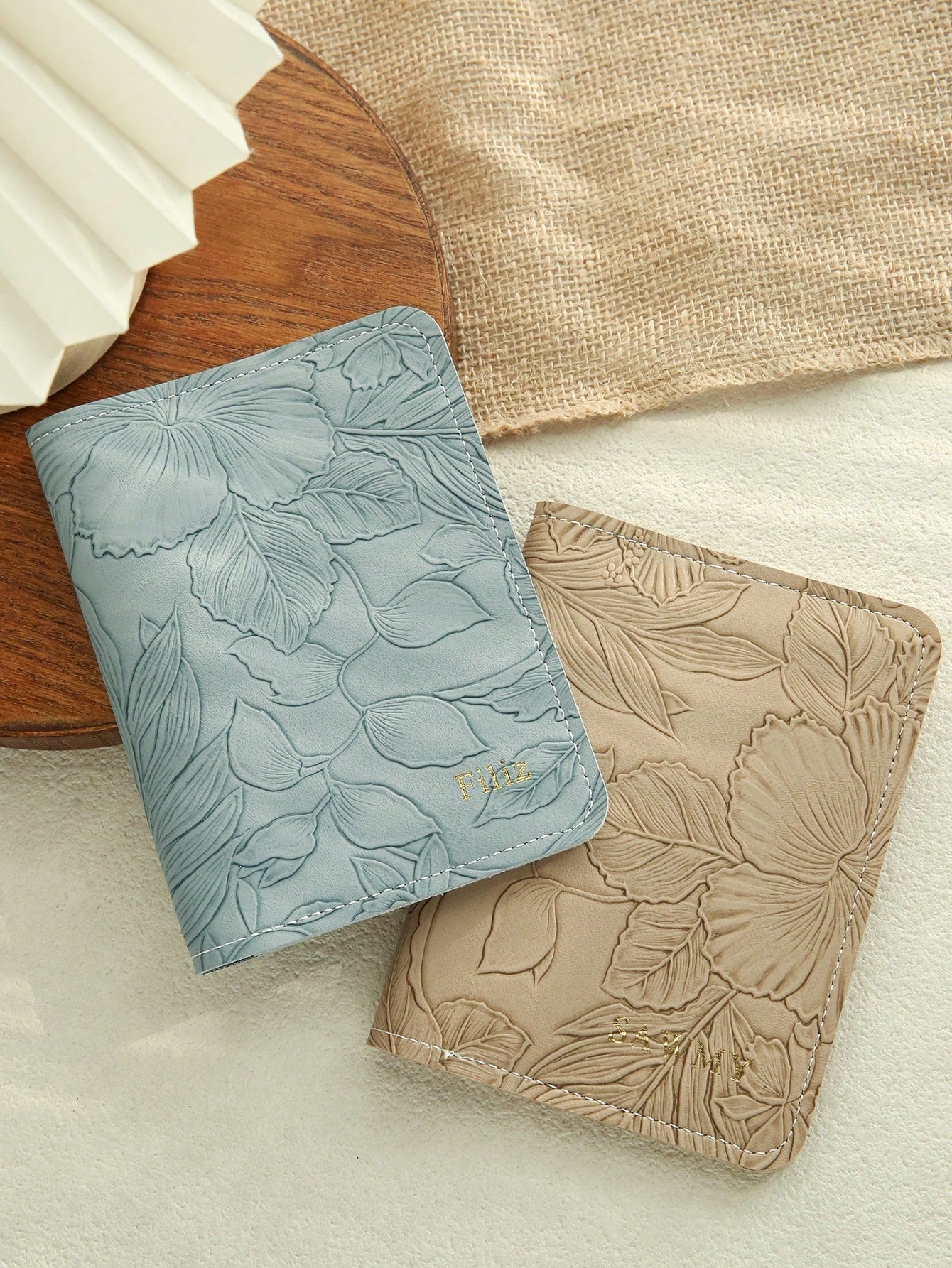 1pc Customized Name Passport Holder, Gold Letter Name Engraved Floral Pattern Vegan Leather Passport Cover, Handmade Elegant Birthday Bridesmaid Gift For Friends