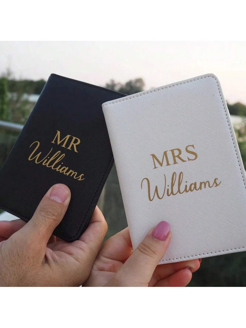 1pc Customized PU Leather Passport Holder & Luggage Tag Travel Set, Gift For Newlywed Mr. & Mrs. Letter Portable, Versatile, Large Capacity, Vacay Vibes/Vacation, Minimalist, Leisure, Preppy, Business