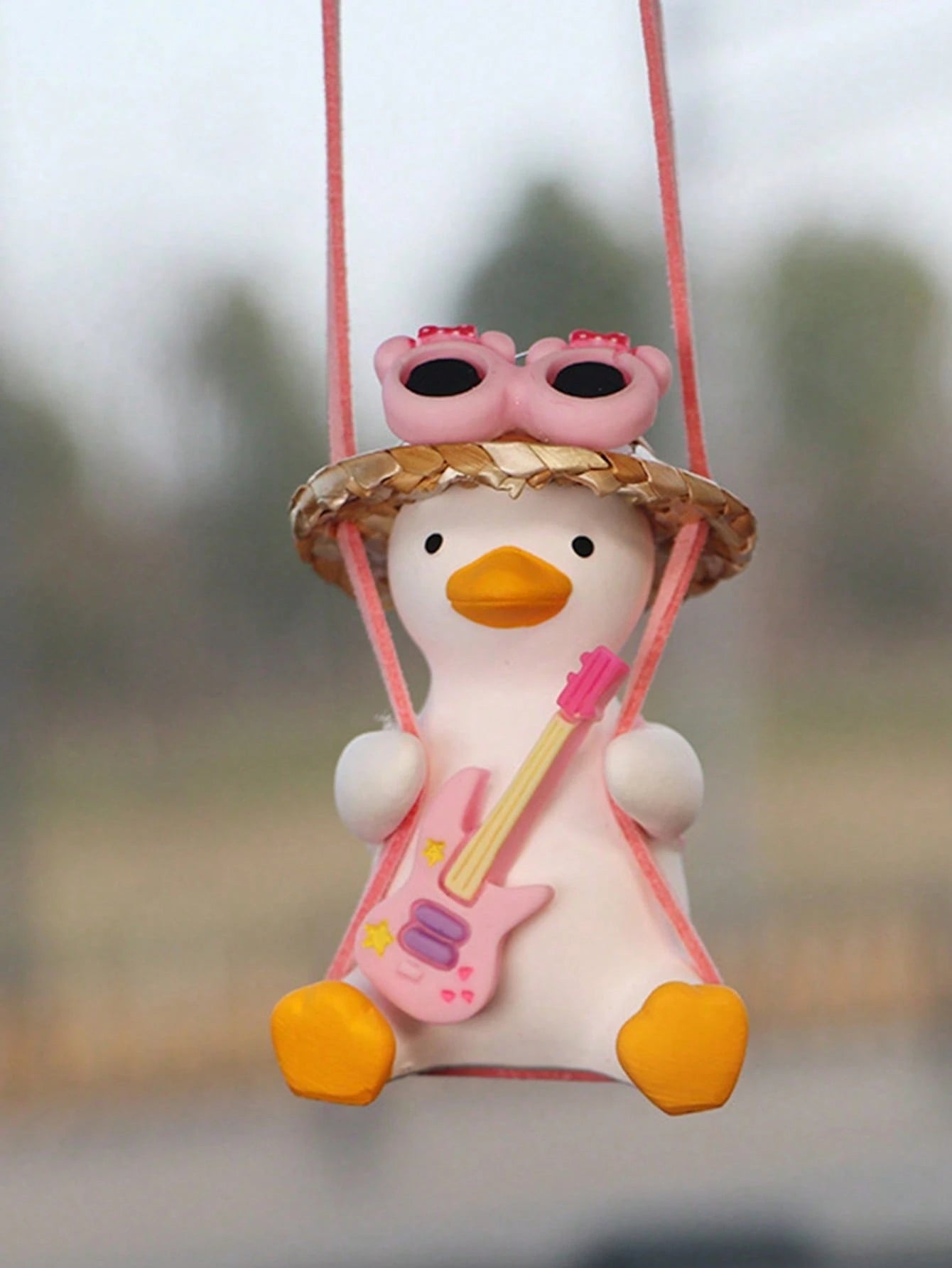 1pc Cute Car Hanging Ornament- Cool Swinging Duck Car Accessory, Suitable For Teen Car Accessories