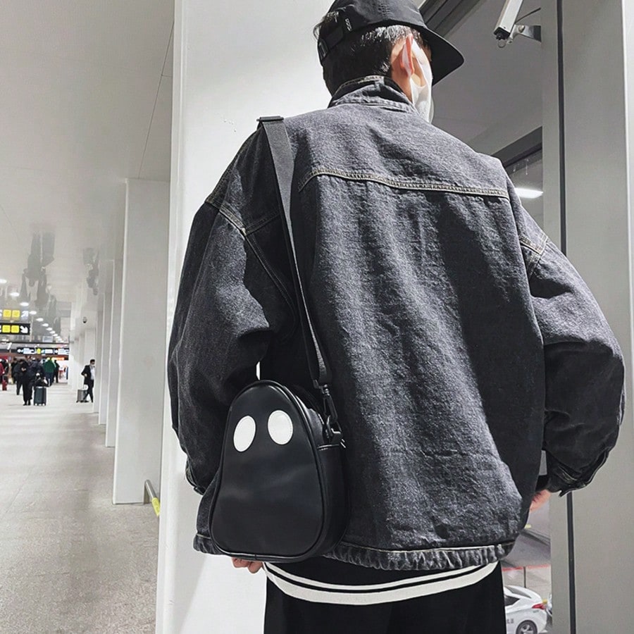 1pc Cute Ghost Shaped Crossbody Bag, Halloween Novelty Bag, Adjustable Strap Mini Shoulder Bag For Spooky Season & Daily Outfits