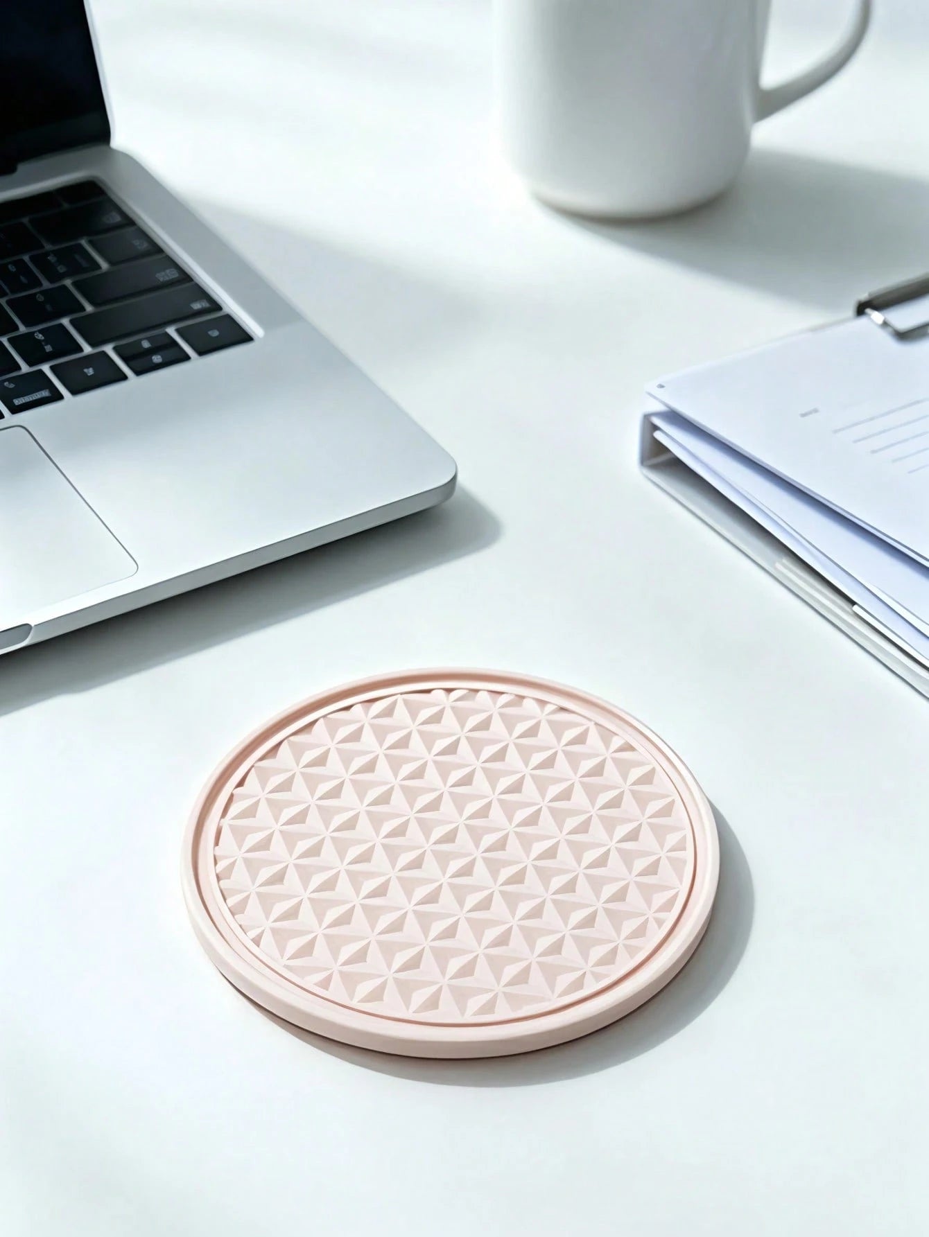 1pc Cute Heat-Resistant Coaster, Car Interior Insulation Pad, Car Center Console Cup Holder Decor, Suitable For Any Occasion, Perfect For Valentine's Day, Labor Day, Easter And Various Holiday Celebra