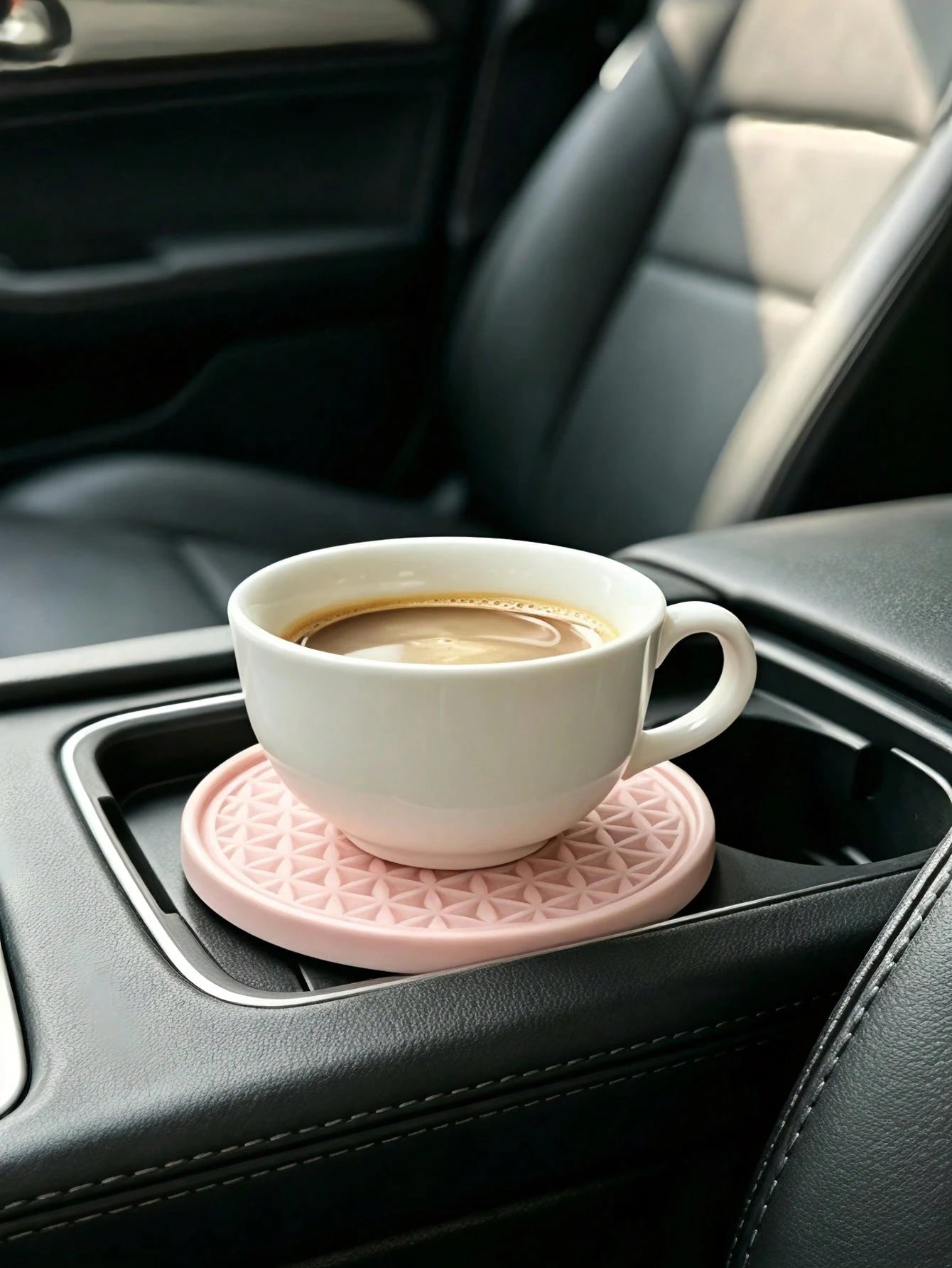 1pc Cute Heat-Resistant Coaster, Car Interior Insulation Pad, Car Center Console Cup Holder Decor, Suitable For Any Occasion, Perfect For Valentine's Day, Labor Day, Easter And Various Holiday Celebra