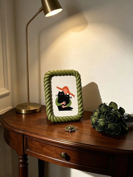 1pc Cute Twisted Rope Design Photo Frame, Minimalist Bohemian Style Desktop Photo Holder, Vintage Aesthetic Home Decor Bedroom Vanity Tabletop Ornament, Creative Twisted Edge Artwork Display Frame, Ho