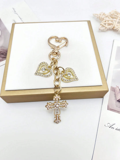 1pc Fashionable & Elegant Crystal Cross Heart Shaped Keychain, Women Bag Charm, Handbag Decor, Key Chain Accessory, Shoulder Bag Decoration, Room Decor, Graceful Crystal Heart Delicate Gift, Keyring A