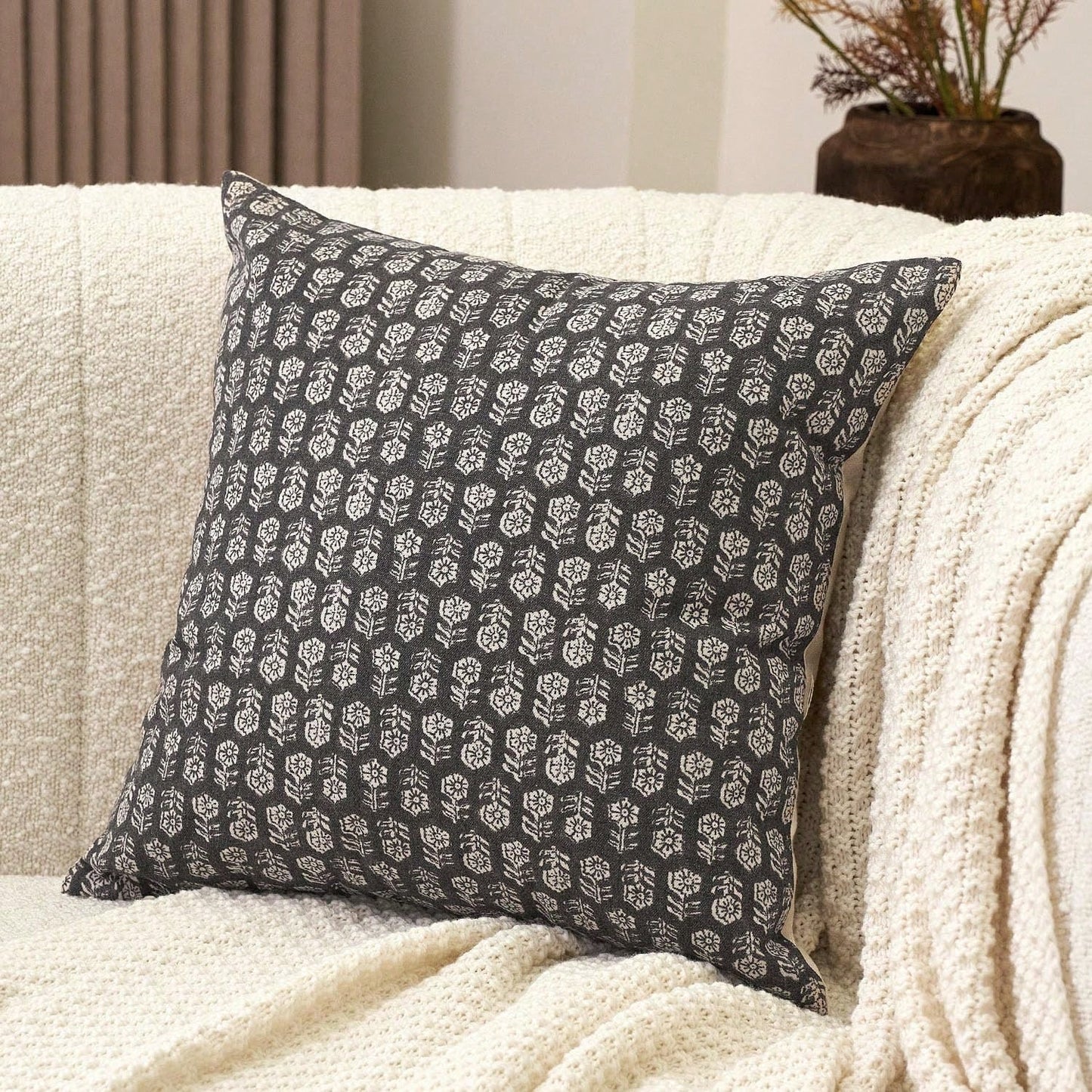 1pc Floral Pillowcase, Neutral Color Farmhouse Style Living Room Throw Pillow Cover, Decorative Cushion Cover, Sofa Pillowcase, Suitable For Living Room, Sofa, Bed, Bedroom And Other Scenes