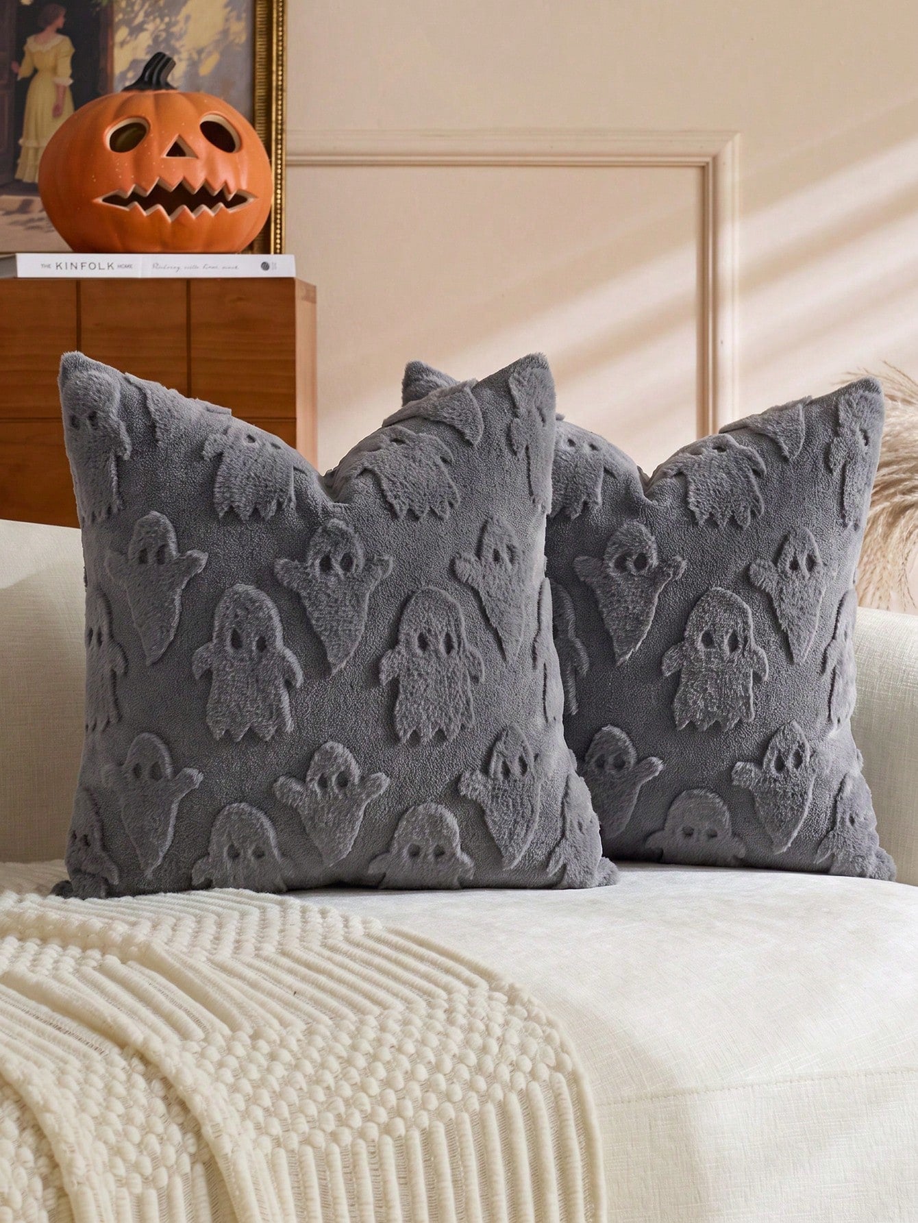 1pc Halloween Ghost Decorative Pillowcase, Front Jacquard Faux Rabbit Fur Ghost, Back Dutch Velvet Fabric, Square Cushion Cover, Holiday Home Pillowcase Decor, Soft Comfortable Velvet Fabric, Modern D