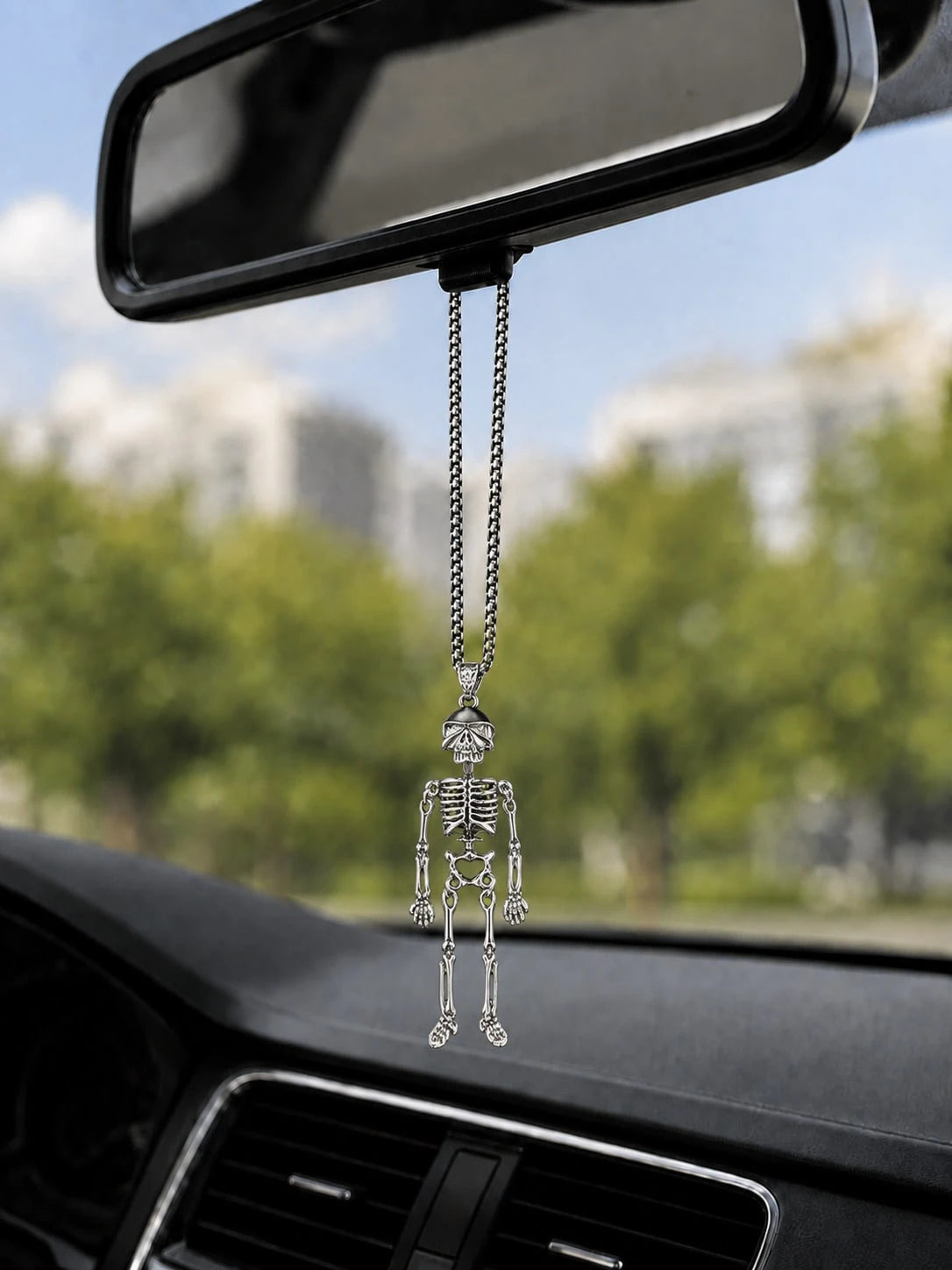 1pc Hip-Hop Style Joint Skeleton Car Rearview Mirror Hanging Ornament, Box Chain Decoration, Fashion Car Interior Accessory, Dual-Use Car Interior Styling And Daily Wear Jewelry Decorative Accessory
