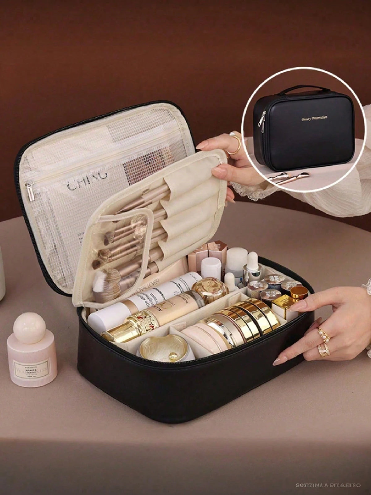 1pc Holiday Travel Makeup Bag, Multi-Functional Makeup Bag, Women's Waterproof Toiletry Bag, Large Capacity Storage Bag, Suitable For Lipstick, Eyebrow Pencil, Makeup Brush, Perfume, Travel Essential