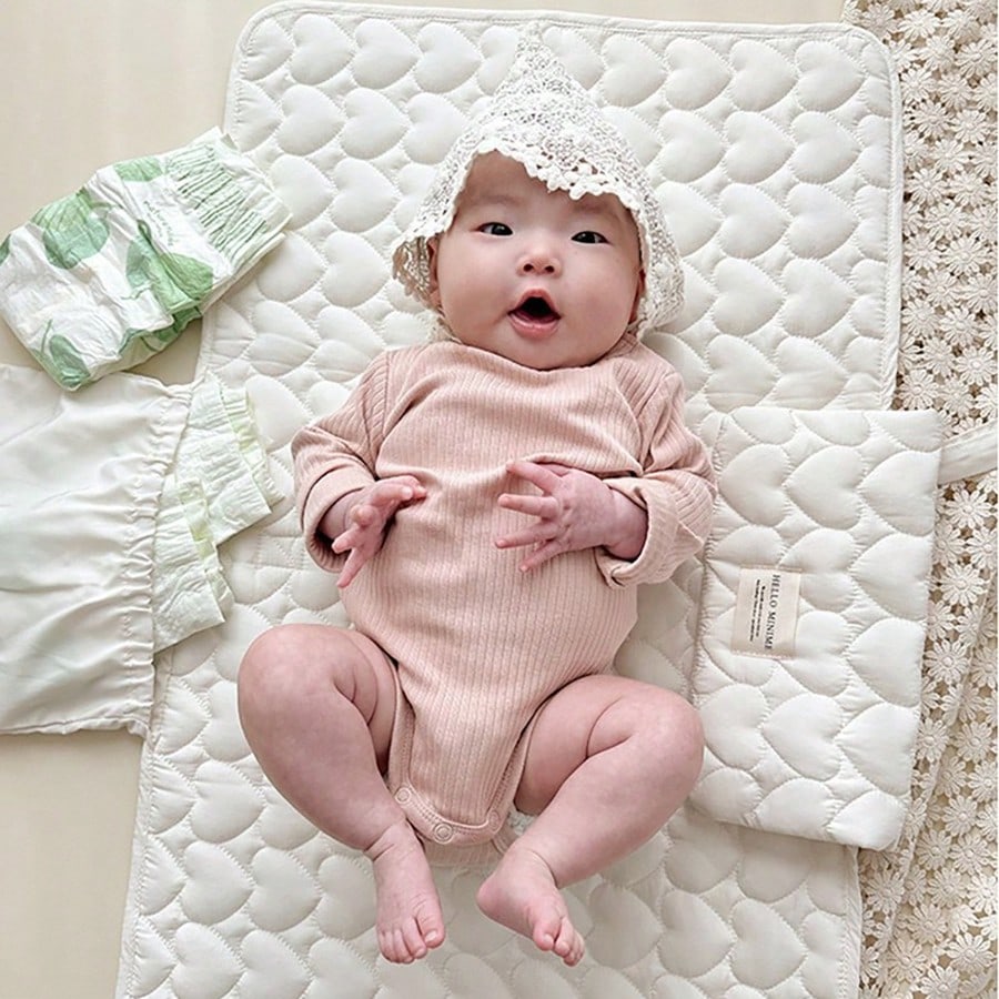 1pc INS Korean New Khaki Plaid Baby Waterproof Urine Pad, Convenient Multifunctional Leak-Proof Diaper Bag