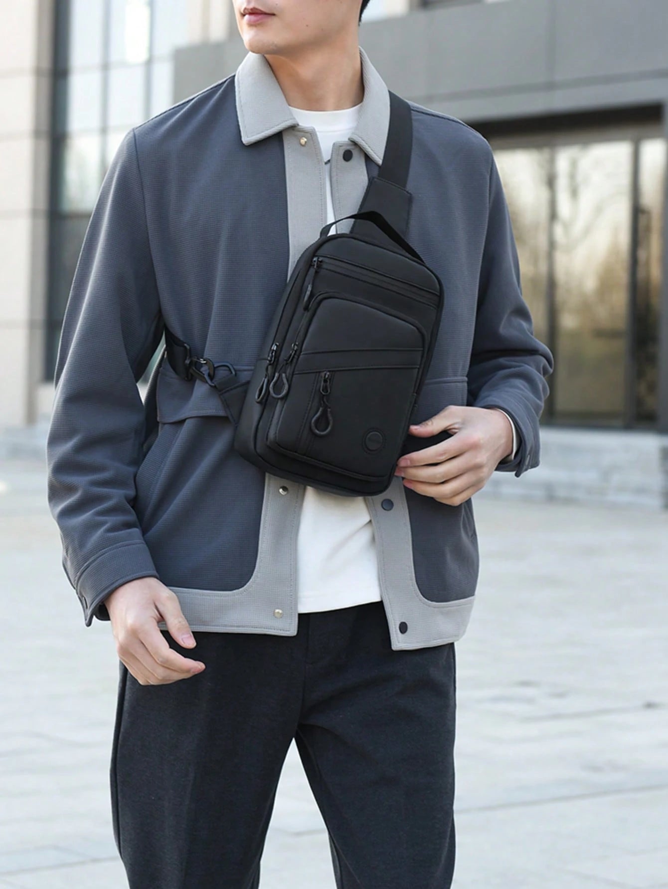 1pc Lightweight Outdoor Chest Bag, Large Capacity Shoulder Bag, Versatile Fashion Sling Bag, Men Sports Messenger Bag, Multi-Zipper Handbag With Multiple Compartments, Suitable For Motorcycle, Cycling