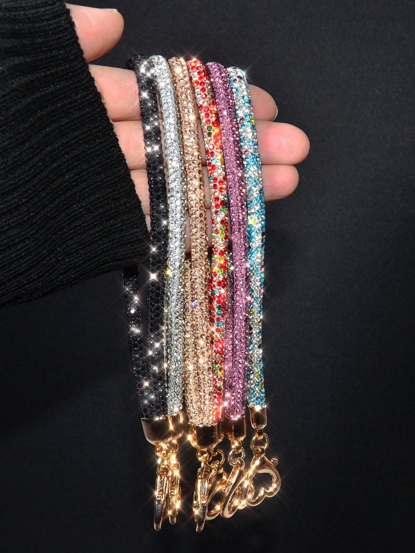 1pc Luxury Rhinestone Bling Phone Wrist Lanyard With Metal Heart Clasp, Elegant Sparkling Keychain Bag Charm Chain For Women Compatible With Android And Most Smartphone,Gifts For Mother, Family, Frien