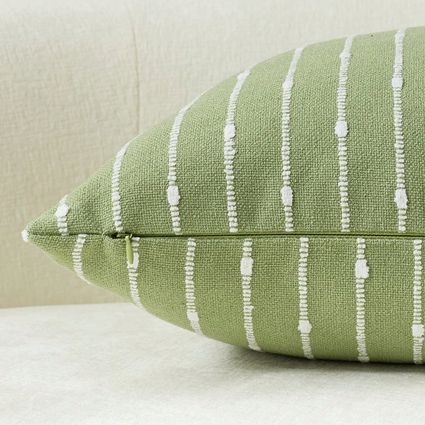 1pc Matcha Green (Without Filler) Decorative Jacquard Velvet Cushion Cover, Comfortable Modern Striped Texture Pillow Sham, Suitable For Sofa, Bedroom, Living Room, Showroom, Applicable For Spring, Su
