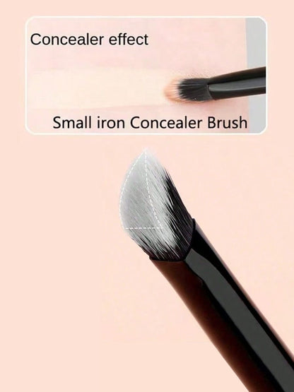 1pc Mini Angled Concealer Brush, Suitable For Powder Foundation, Concealer