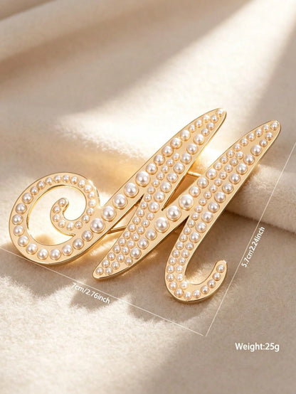 1pc Minimalist Elegant Pearl Letter Brooch, Suitable For Accessorizing Sweaters, Coats, Suits In Autumn/Winter, Can Decorate Shirt Collars, Bags, Scarves, Hats, Hair Accessories, Suitable For Office