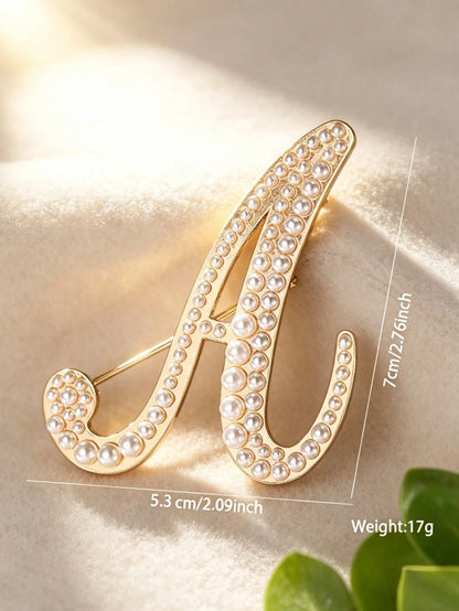 1pc Minimalist Elegant Pearl Letter Brooch, Suitable For Accessorizing Sweaters, Coats, Suits In Autumn/Winter, Can Decorate Shirt Collars, Bags, Scarves, Hats, Hair Accessories, Suitable For Office