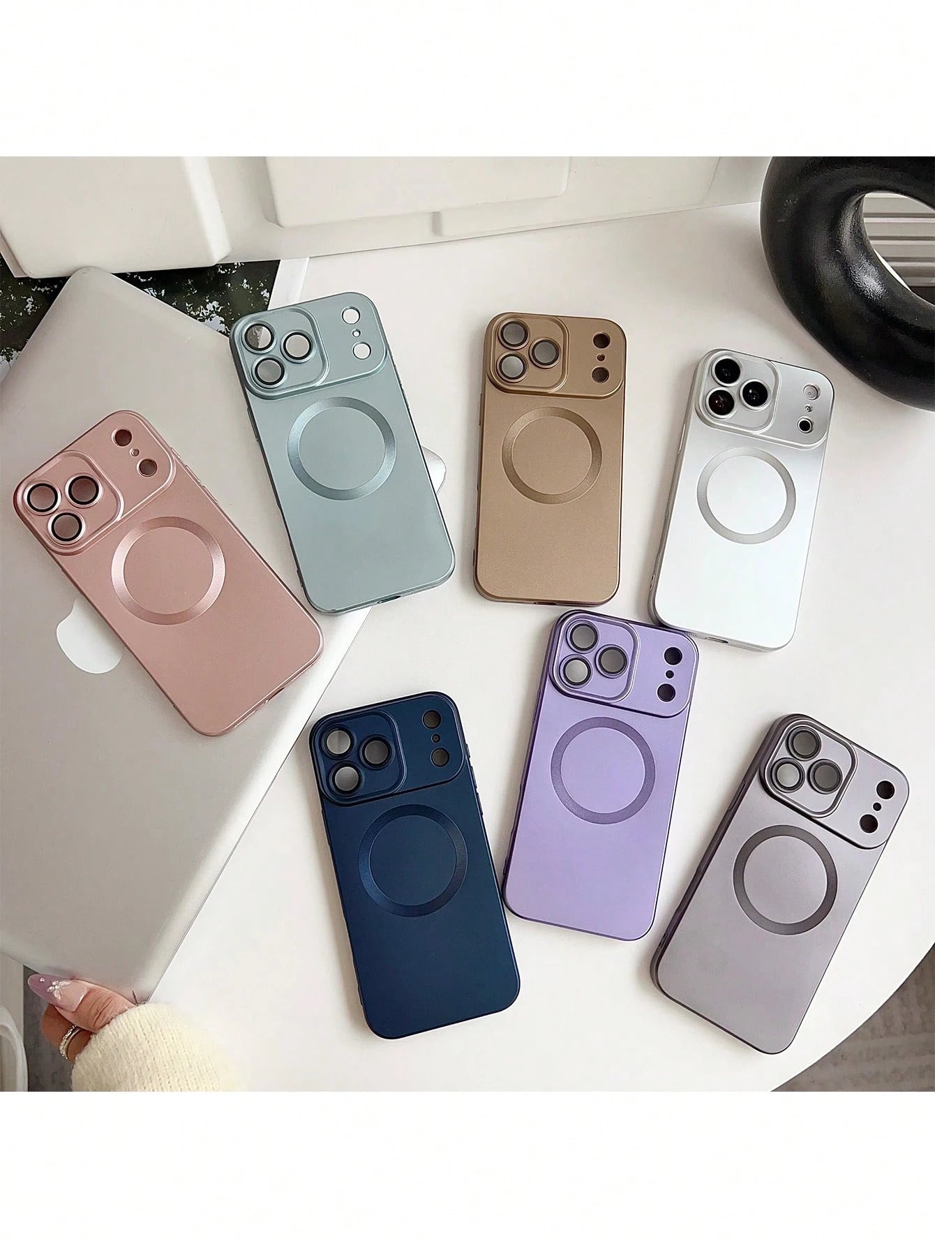 1pc New Korean Ins Style Blue Magnetic Wireless Charging Compatible Phone Case, Minimalist Premium Design Compatible With Apple 17PM, Fashionable Compatible With Apple 16, Unique Compatible With Apple