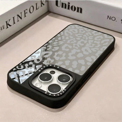 1pc New Silver Mirror Phone Case Full Screen Light Gray Leopard Print Creative Pattern Premium Anti-Drop Protective Cover Large Camera Hole Soft Edge Hard Shell Suitable For IPhone 17/Air/17Pro/17PROM